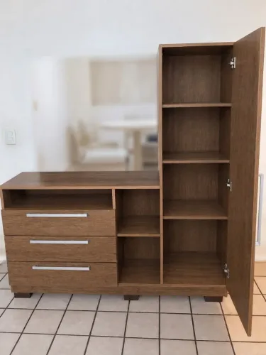 RACK COM 3 GAVETAS E PORTA DE VIDRO