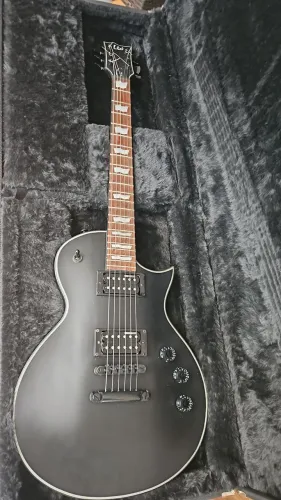Guitarra ESP LTD EC256