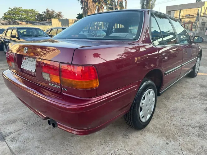 Honda Accord Sedan LX 2.2/2.4 16V 1993