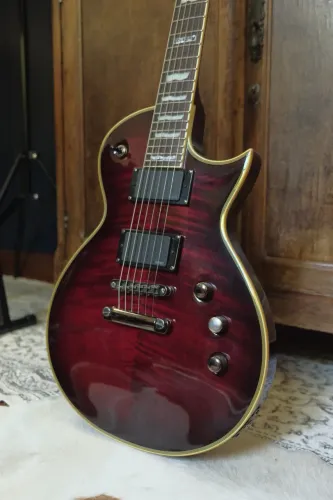 Guitarra LTD EC-401FM DARK CHERRY EMG 81/60