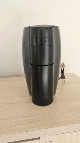 Cafeteira TRES Pop (3 Corações) - Multibebidas - 220V (Excelente Estado)