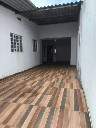 IMÓVEL NA ÁGUA BOA OUTEIRO 