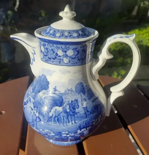 Bule centenário em porcelana européia louça antiga antiguidade 25cm altura