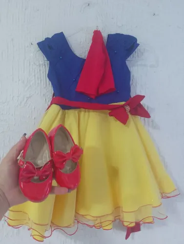 Vestido fantasia infantil Branca de Neve