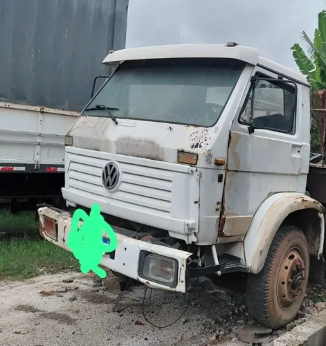 Vendo Gabine do Volks 12/140 e tanque de combustível