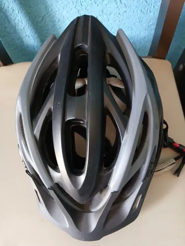Capacete bike excelente
