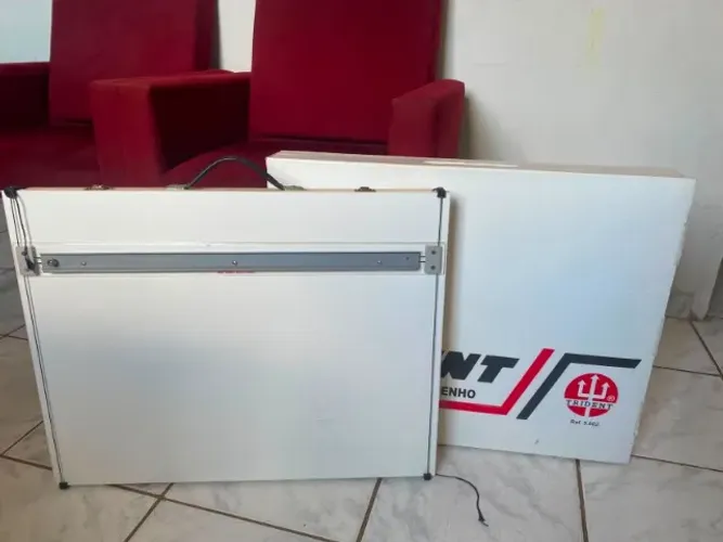 PRANCHETA DE DESENHO TÉCNICO TRIDENT