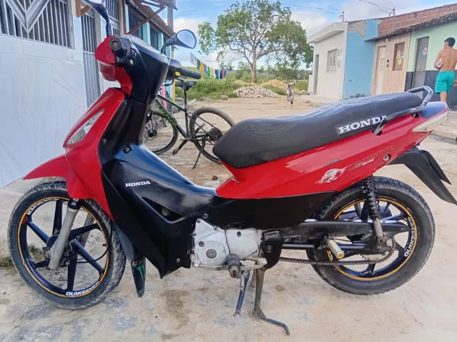 Vende-se moto bis