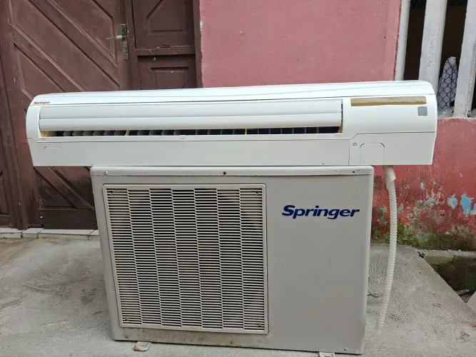 Ar condicionado springer 30.000 btus