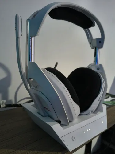 Headset Gamer Astro A50X - Estado de Novo (2 meses de uso)