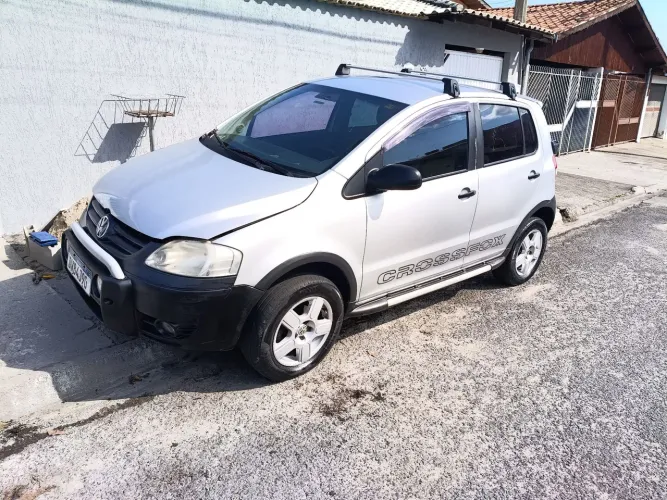 Volkswagen Crossfox 1.6 MI Total Flex 8V 5P 2007