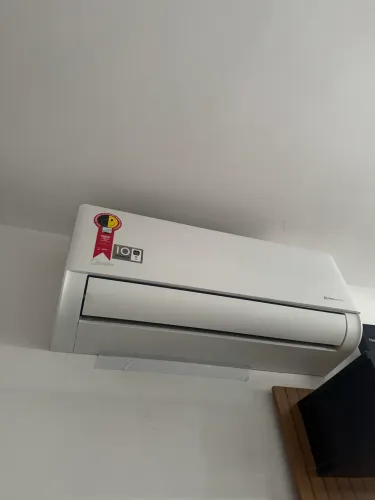 Ar-condicionado novo