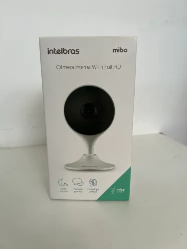 Camera ip wifi intelbras im3 lacrada na caixa
