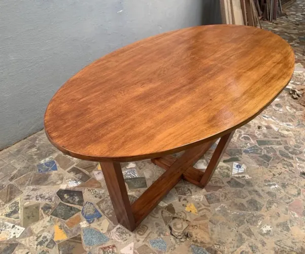 Mesa rústica oval 