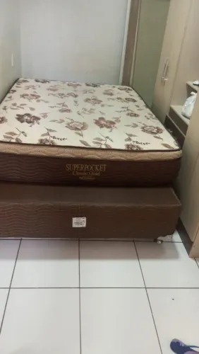 Vendo cama box completa
