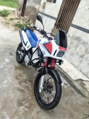 Sahara 350 exclusiva e única