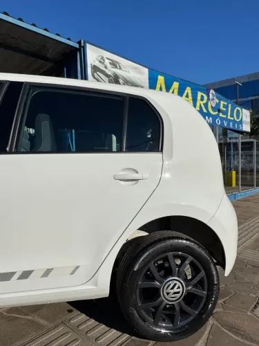 Volkswagen Up! RUN 1.0 Total Flex 12V 5P 2017