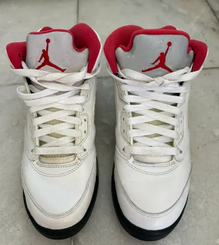 Air Jordan 5 Retro