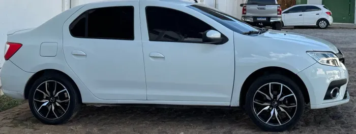 Jogo de rodas 17 com pneus novos Goodyear