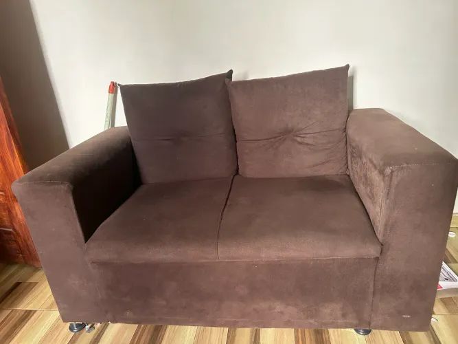 Sofá 500,0 sem menos