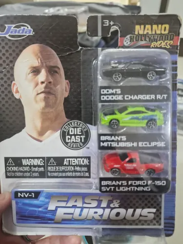 TOY CARS JADA TOYS FAST & FURIOUS - NANO 1:65 - PACOTE COM 3 UNIDADES