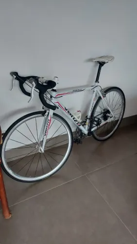 Vendo Bicicleta Speed Venzo Sprinter RS(R5)