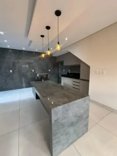 Apartamento com 3 quartos para alugar em Sete Lagoas