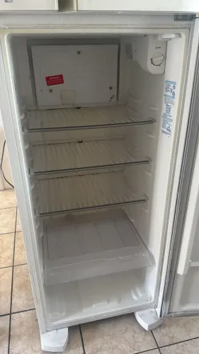 Geladeira frost free