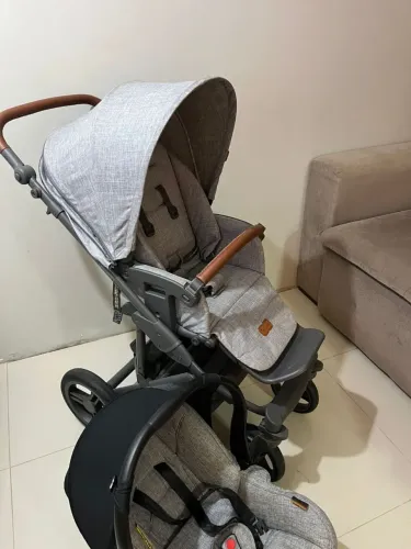 Carrinho de bebê ABC