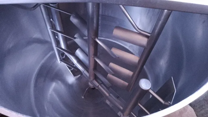 Tanque inox misturador mexedor cap.1.350 lt polimento sanitário
