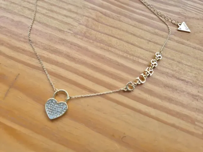Colar Original Guess. Coração E Logo. Dourado. Novo!