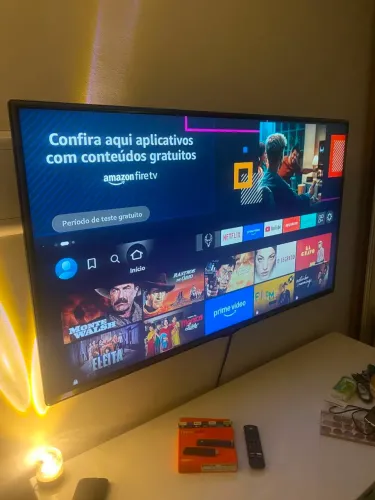 TV LG 50 Polegadas Ultra Slim Led - Já transformada em Smart TV com FireStick TV