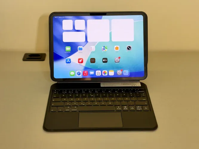 iPad Pro 11 Polegadas M4 256GB Preto - Wi-Fi - Seminovo