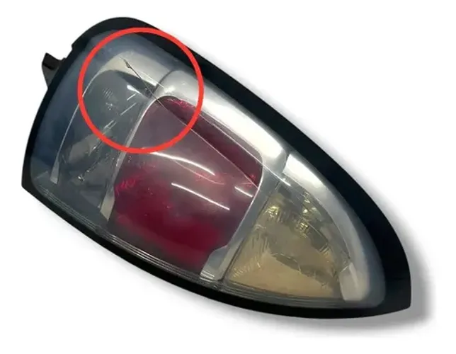 Lanterna Esquerda Citroen Aircross 2011 2012 2013 Detalhe Esquerdo/motorista