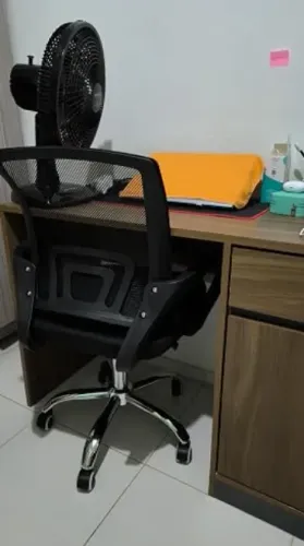 Cadeira de escritório Diretor Jadel Preta Healer