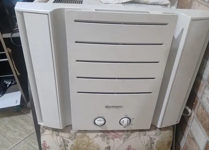Ar condicionado 7,500 BTUs