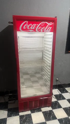Geladeira expositora