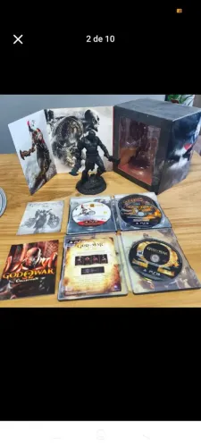 Lote God Of War PS3 - Box Omega C/ Estátua Kratos + Ascension Steelbook