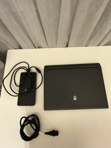 Alienware m15 R6 i7 11800H RTX 3070 8GB 16GB 1TB SSD Gamer Premium