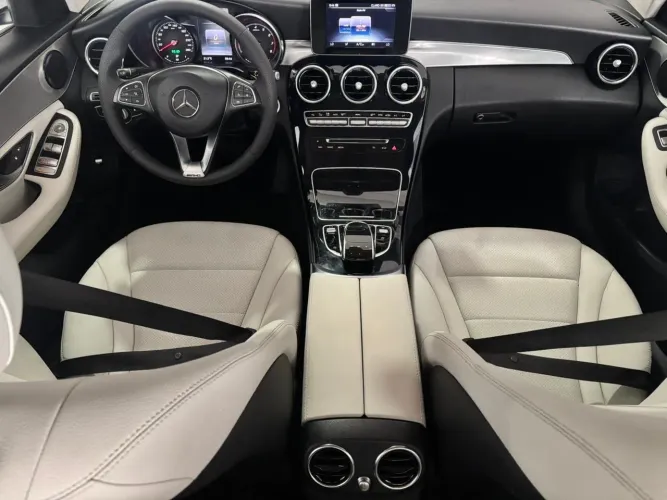 Mercedes-Benz C-180 1.6 Turbo 16v/flex 16V Aut. 2017