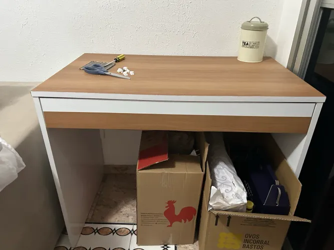 Mesa aparador, penteadeira ou de escritório 