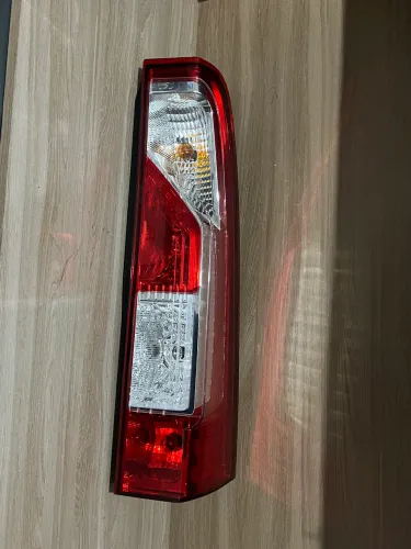 Lanterna Direita Renault Master Original 2013 2014 2015 2016 2017 2018 2019 20 21 22 23 24