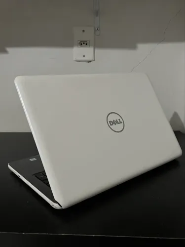 Notebook Dell core i7 sétima geração, placa de vídeo 4gb "900,00"