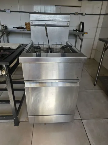 Fritadeira a gás Venâncio
