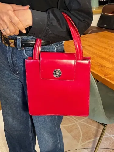 bolsa bvlgari couro vermelho claudia schiffer unicef 100% original
