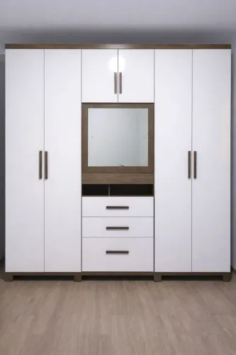 Guarda-roupa solteiro com nicho para TV - ótimo estado