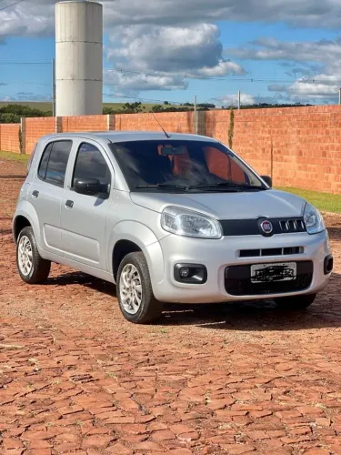 Fiat Uno Attractive 1.0 EVO Fire Flex 8V 5P 2015
