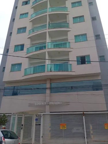 Apartamento para aluguel tem 70 metros quadrados com 2 quartos em Vila Julieta - Resende -