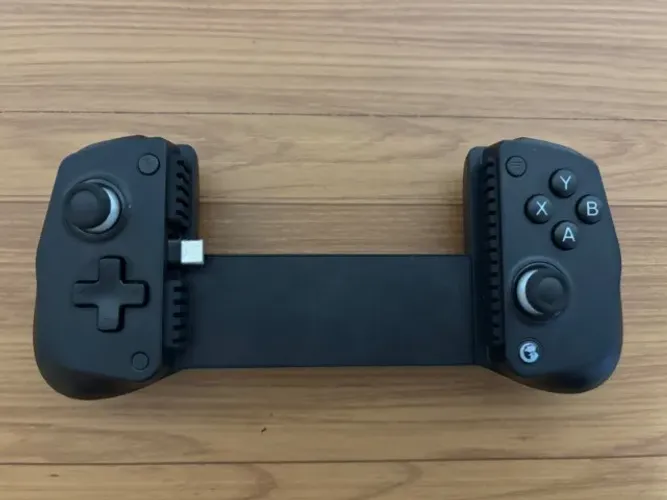 Controle Gamesir X5 Lite USB-C para celular