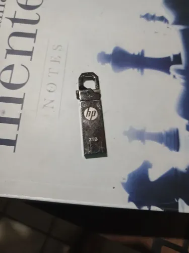 Pen Drive HP 2TB Metálico Metálico com Argola